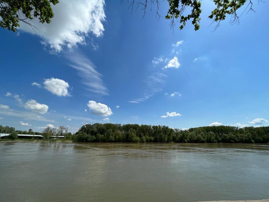 Hip Riverview Bestern Szeged Exterior foto